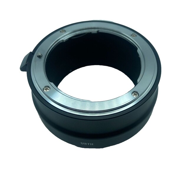 Urth Manual Lens Mount Adapter for Nikon F Lens to Canon RF-Mount Camera Body - Picture 7 of 10